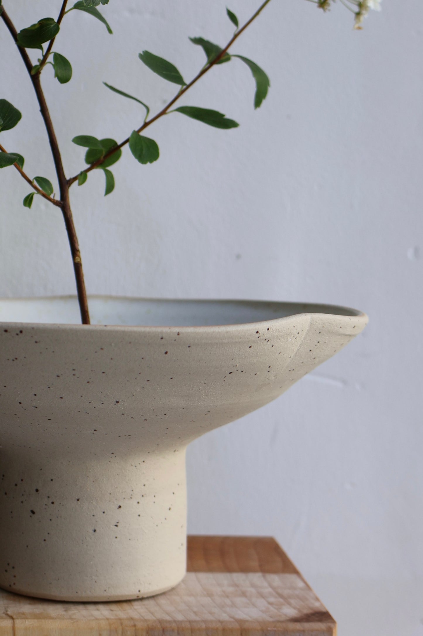 Floral Pedestal Vase in Dove