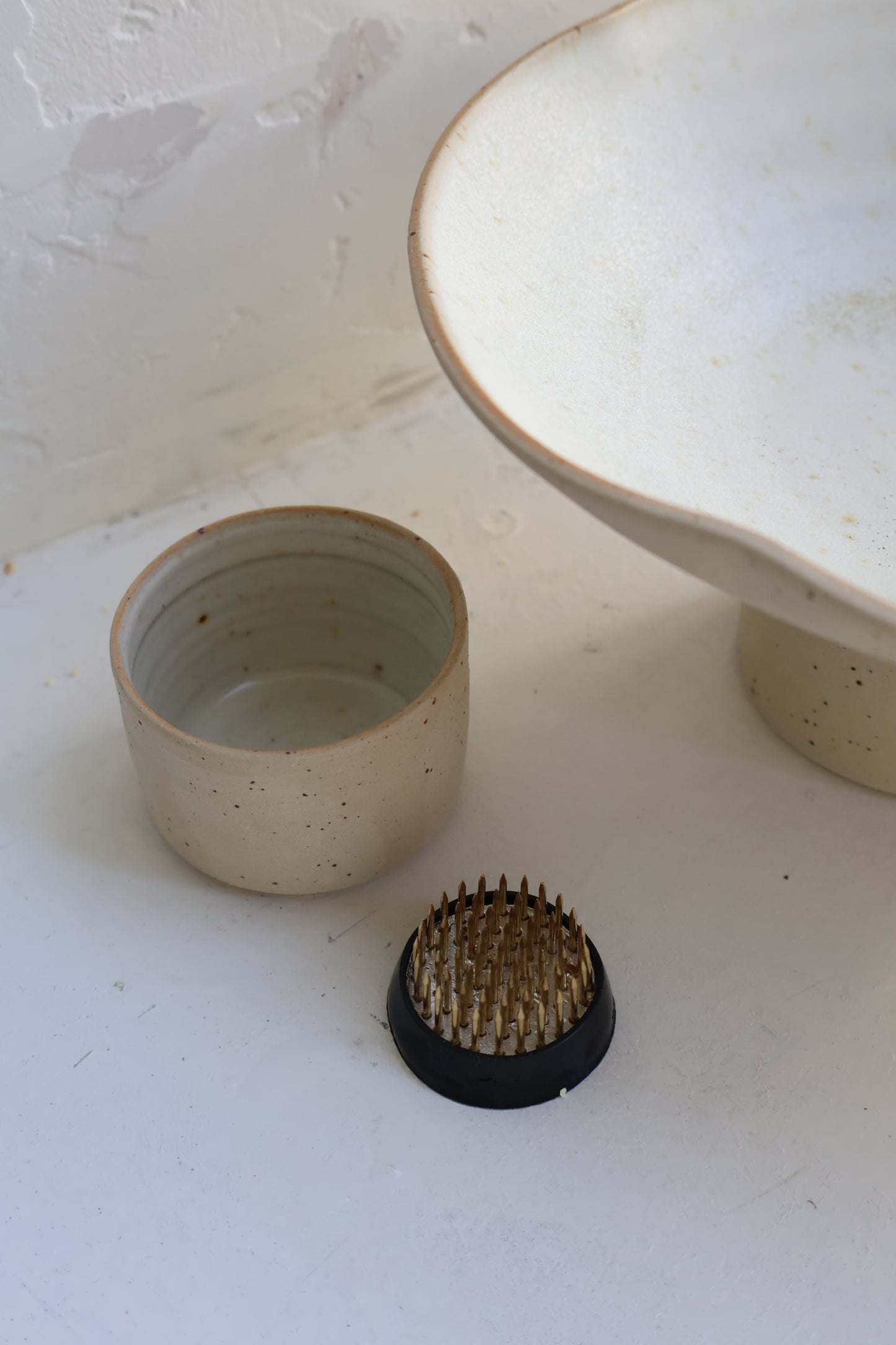 Floral Pedestal Vase in Dove