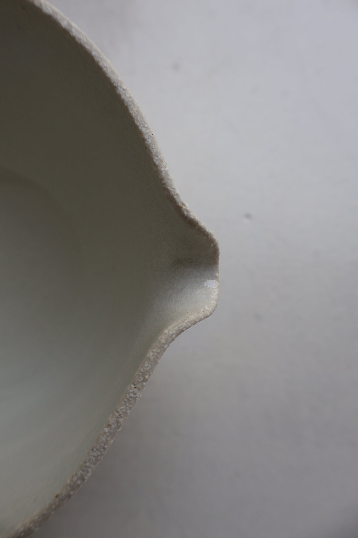 Matcha Whisking Bowl in White