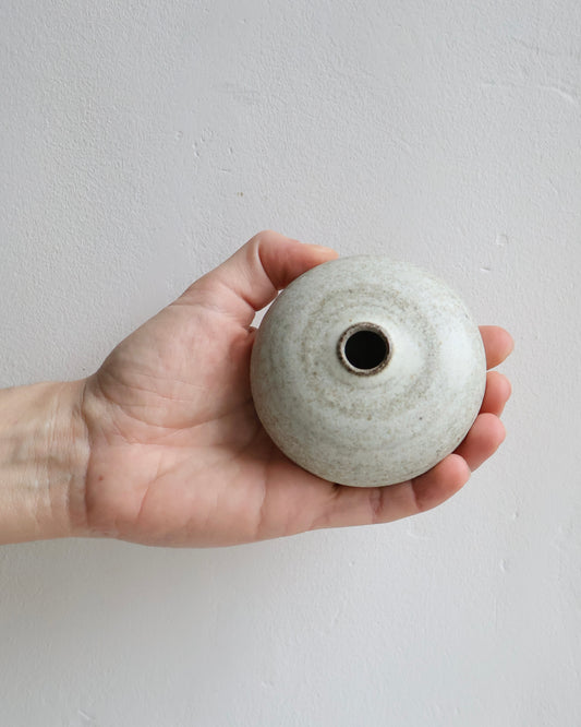 Bud Vase in Matte White