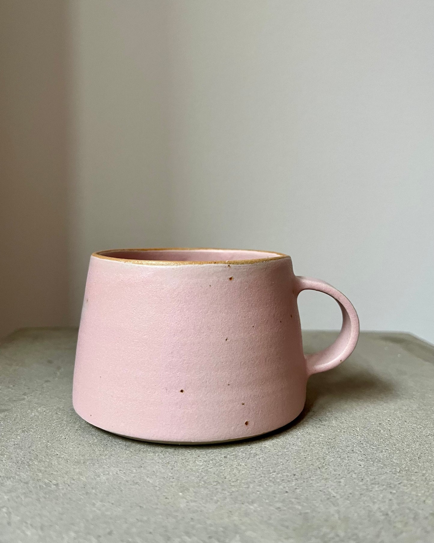 Tapered cup in Matte Pink