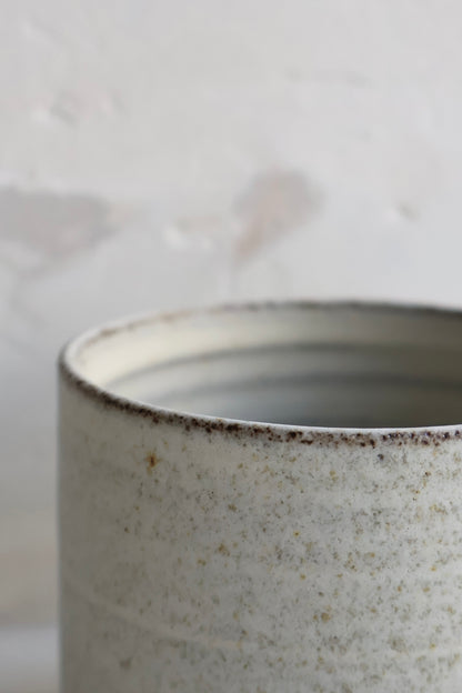Tumbler in Matte White | Medium