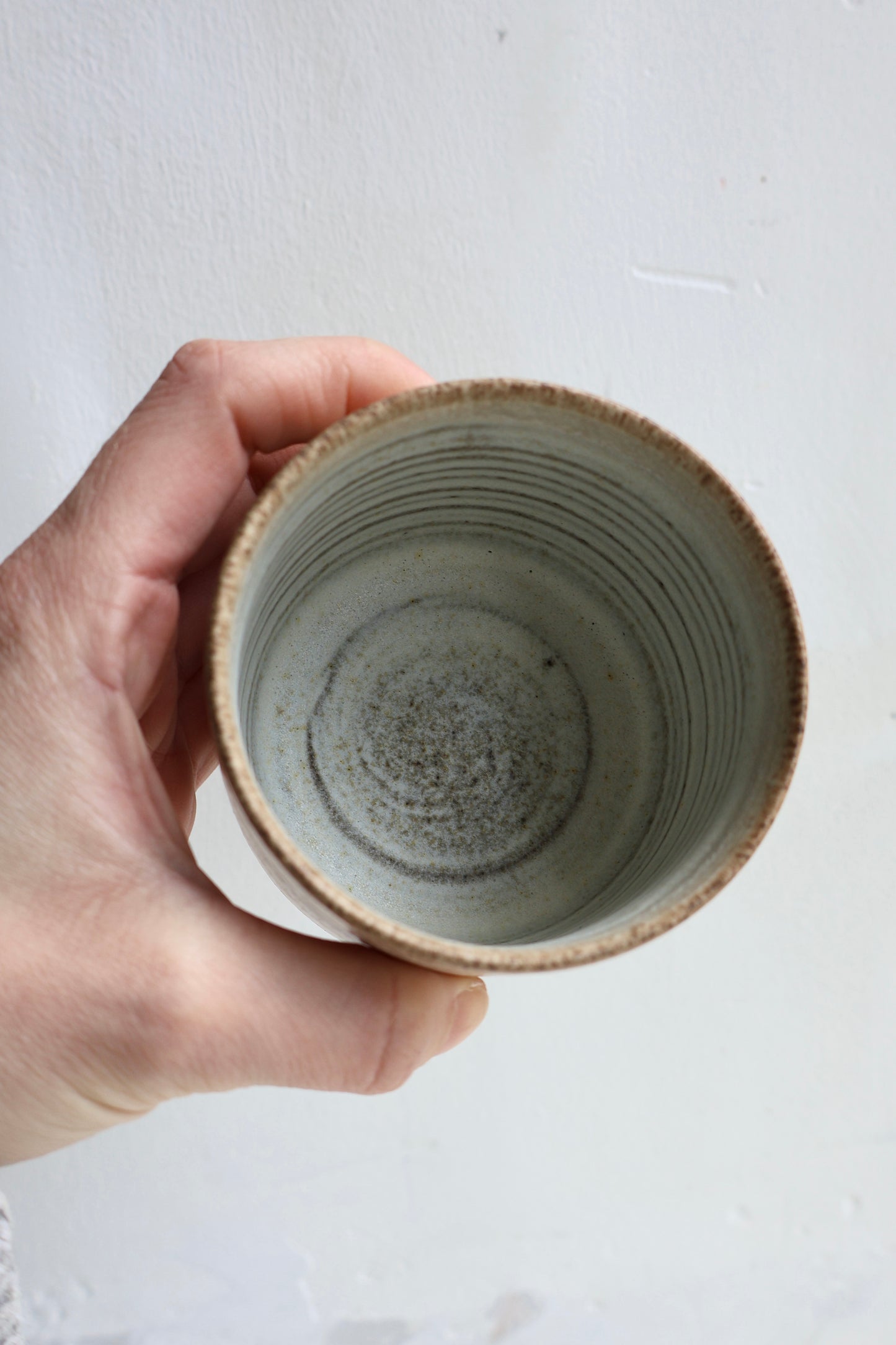 Tumbler in Stone | Medium
