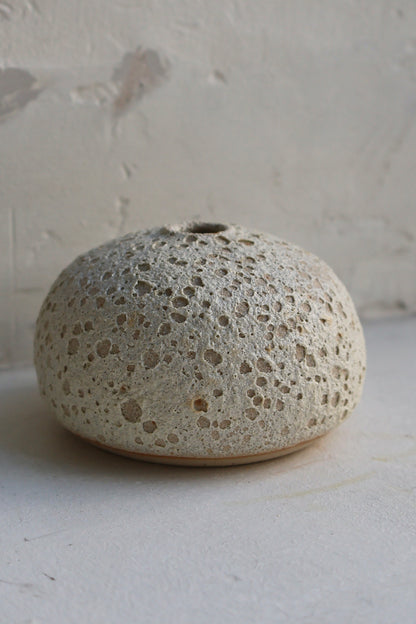 Bud vase in Lava