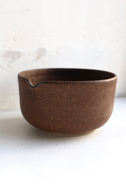 Matcha Bowl in Industrial Brown
