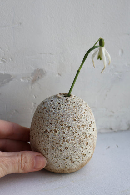 Bud Vase in Matte White Lava