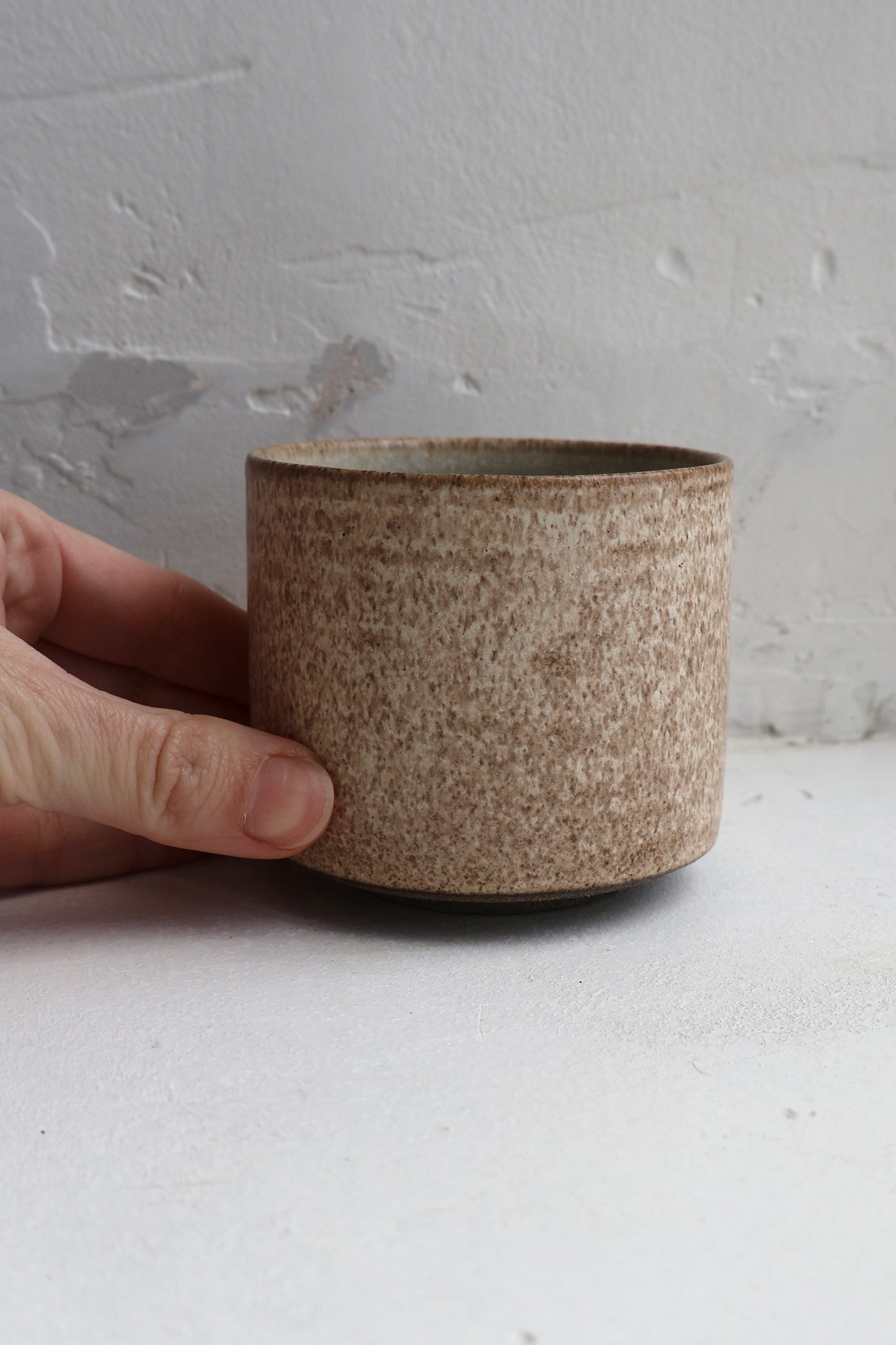Tumbler in Stone | Medium