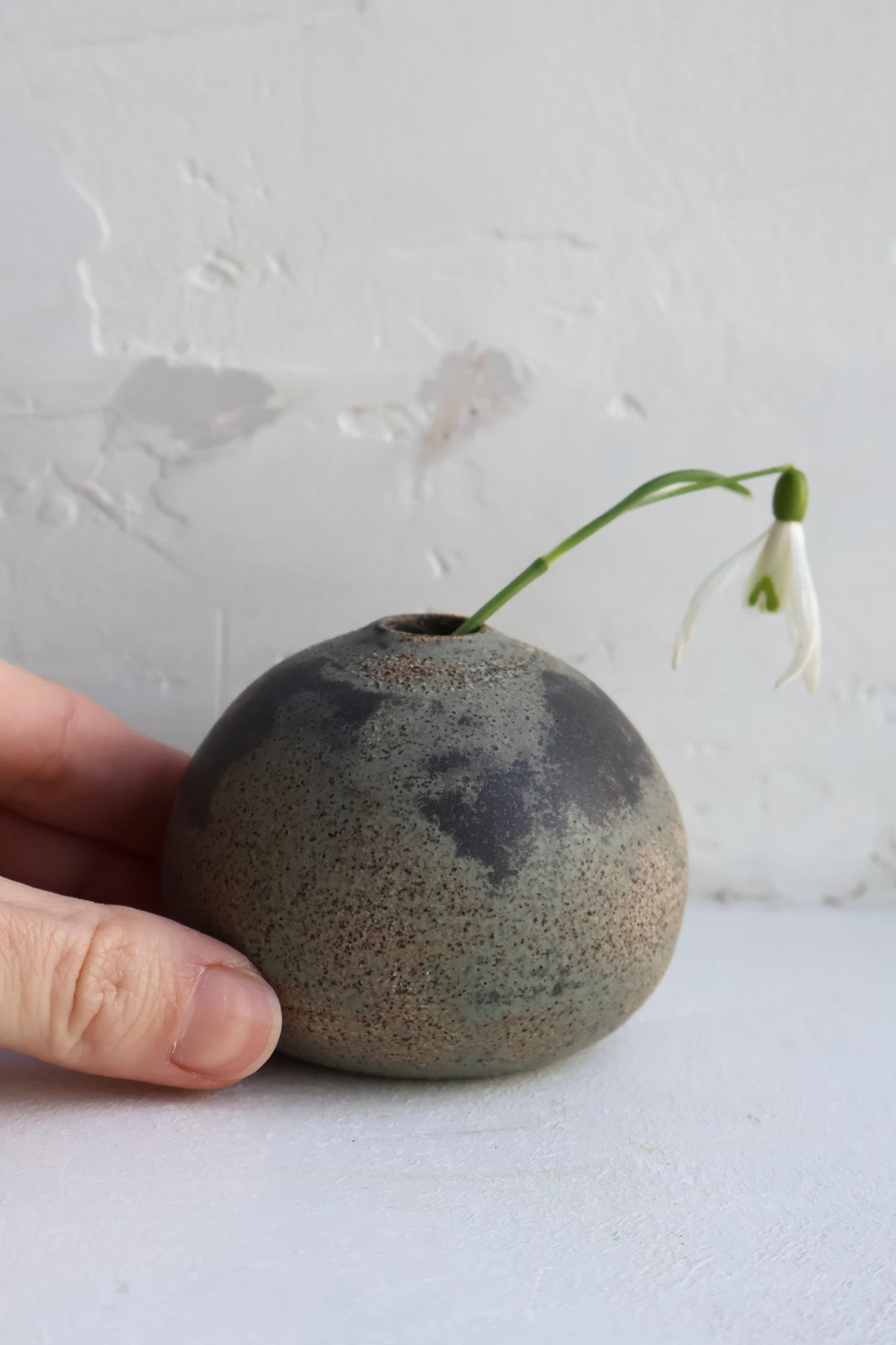 Bud Vase in Flow