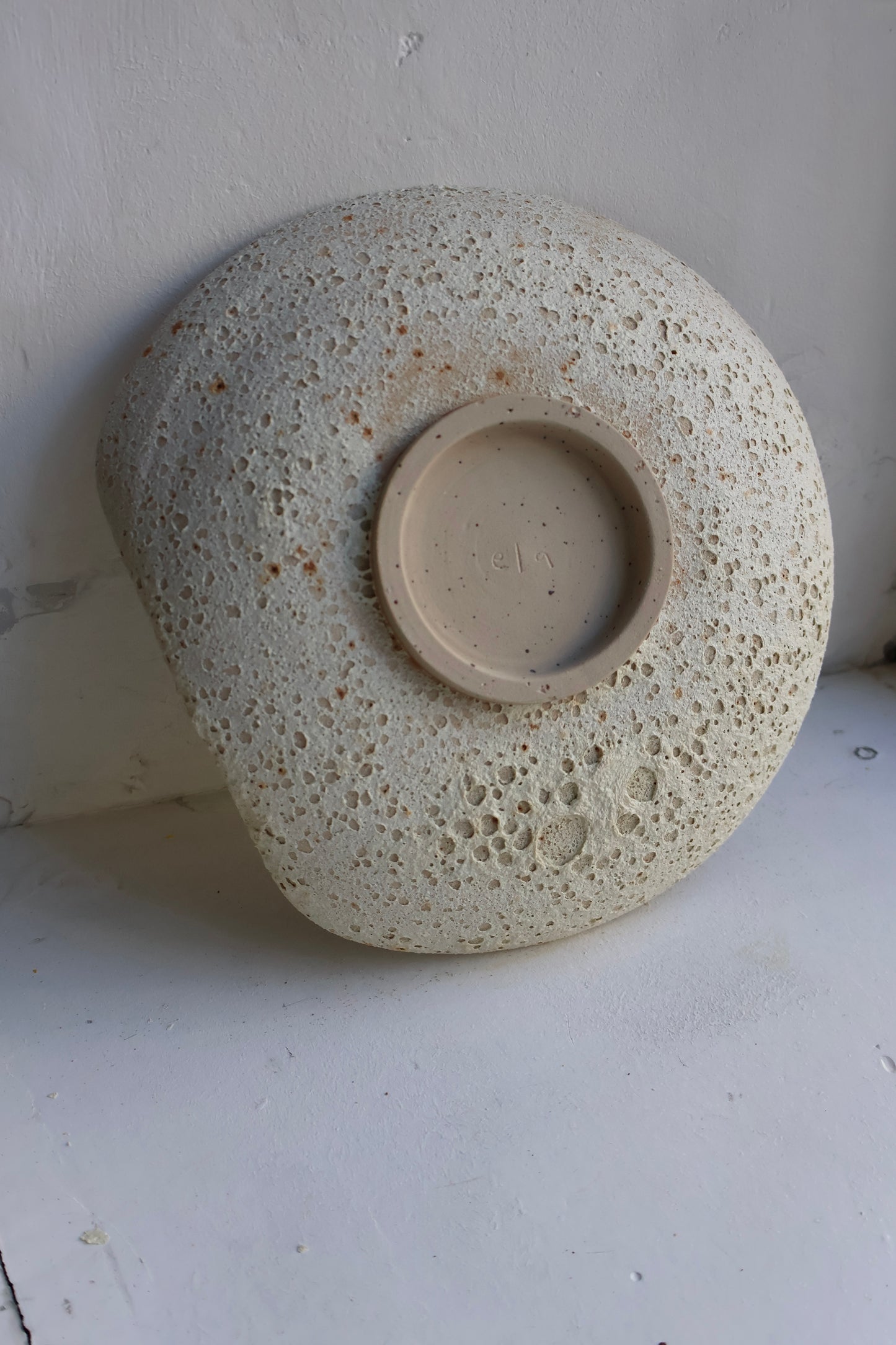 Fruit Bowl in White Lava