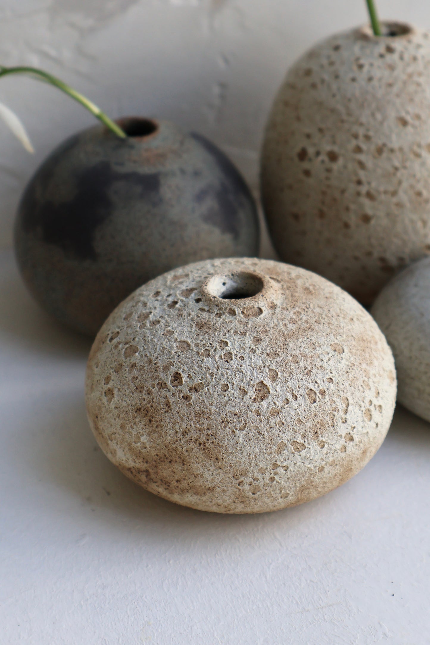 Bud Vase in Matte White Lava